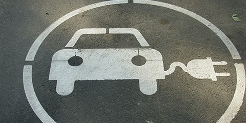 What is the cost of charging an EV?