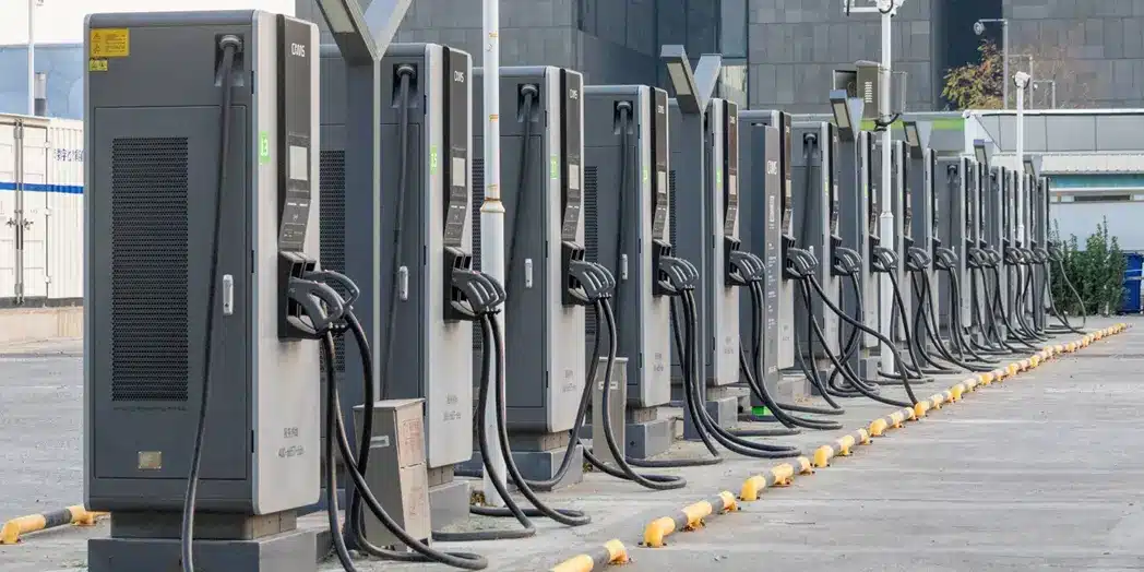Government Set To Fast-Track EV Charger Installations With Deregulation Plan