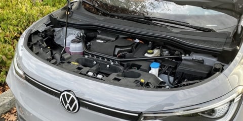 Servicing An EV vs ICE vehicles